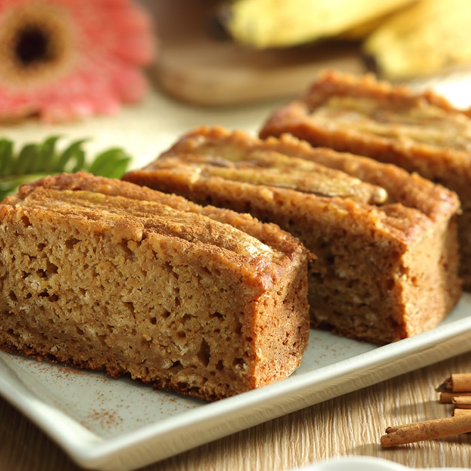 Banana Oatmeal Cake