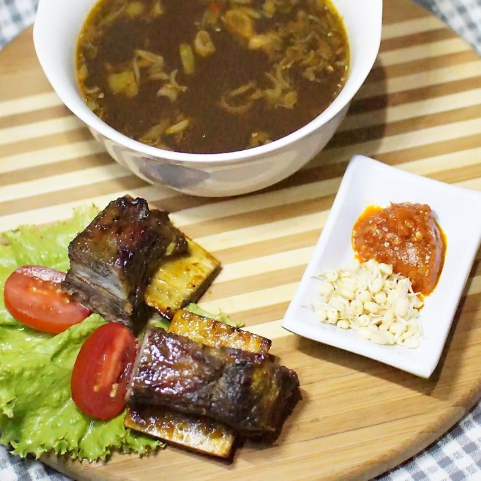 Rawon Iga Bakar